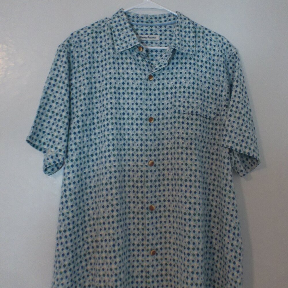 Tommy Bahama Short Sleeve Button-Up Shirt – Blue/Green Geometric – Men’s Large